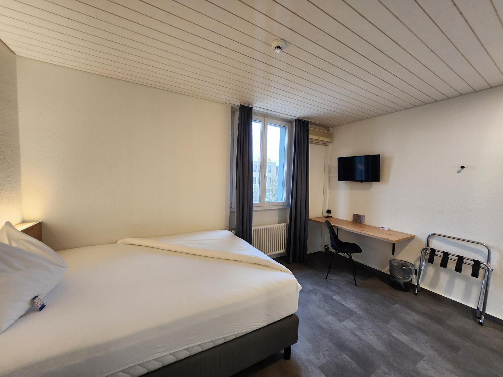 Hotel Baeren Suhr Aarau Exterior photo